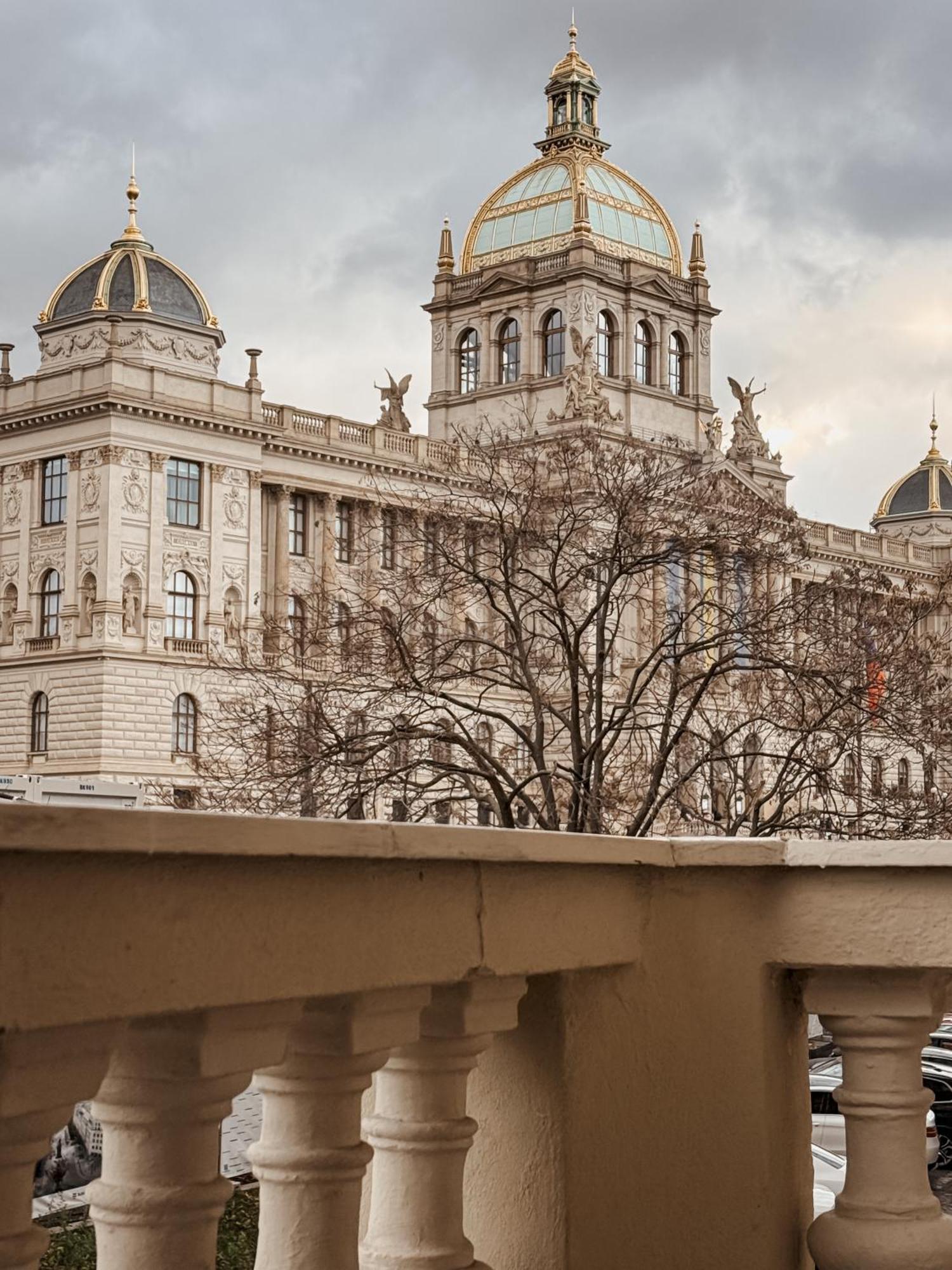 Turnkey I Wenceslas Square Apartments Prag Eksteriør billede